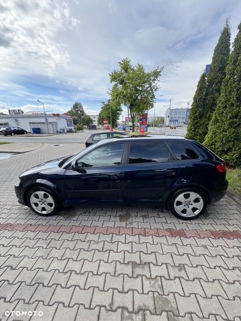 Audi A3 Sportback 2.0 TDI DPF Attraction - 4