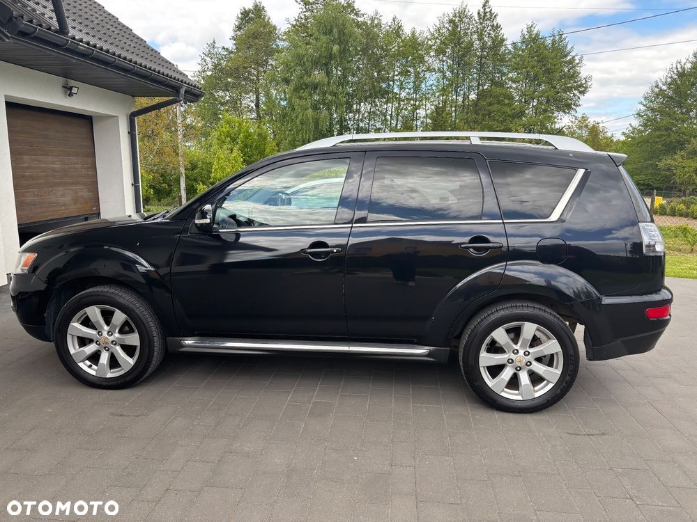 Mitsubishi Outlander 2.0 DID Intense + - 1