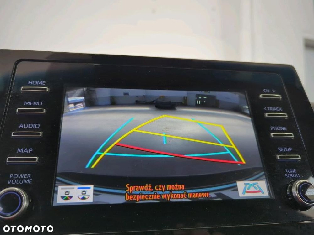 Toyota Camry 2.5 Hybrid Comfort CVT - 4