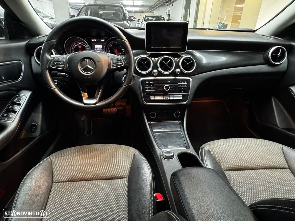 Mercedes-Benz CLA 200 d Shooting Brake Urban Aut. - 17