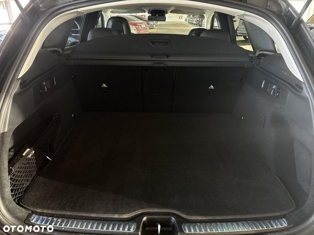 Mercedes-Benz GLC - 24