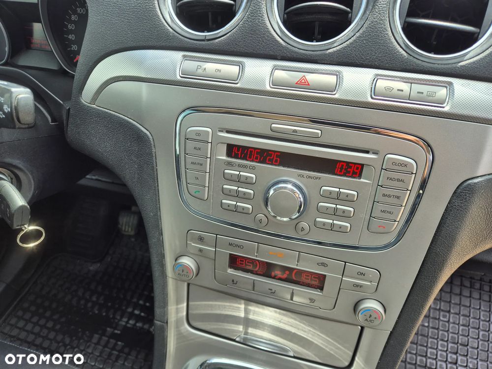 Ford S-Max - 6
