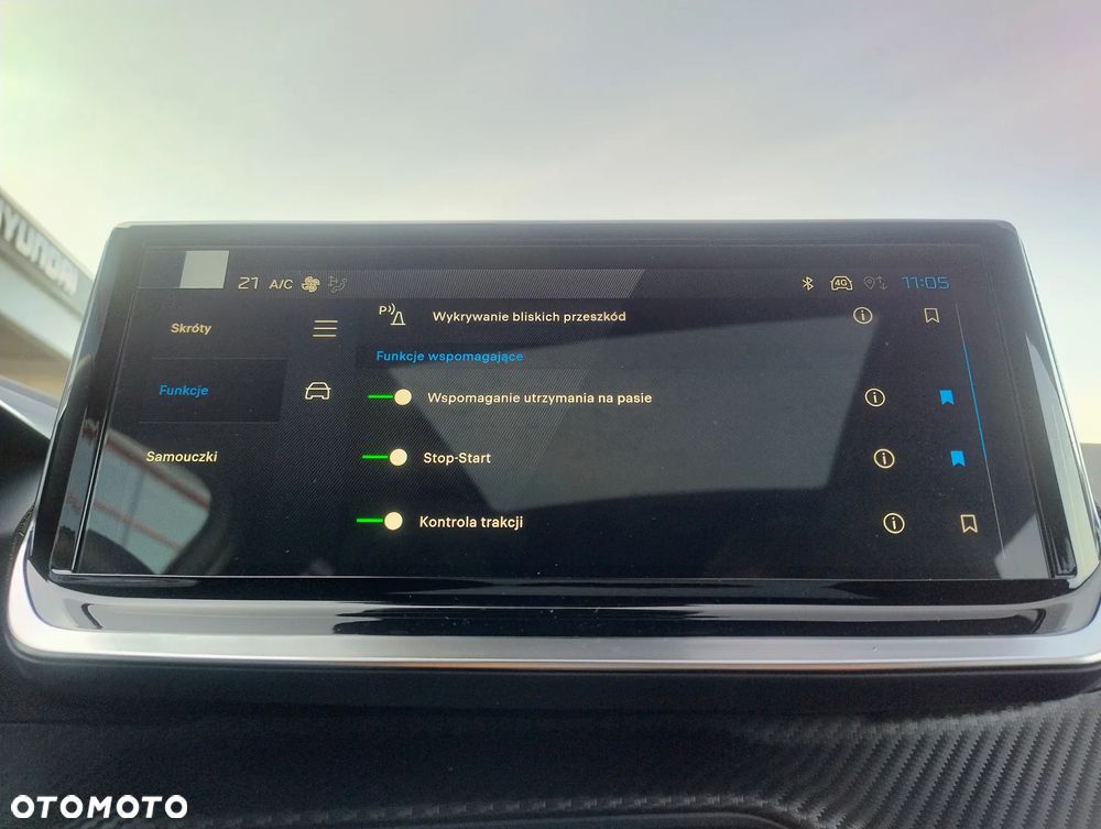 Peugeot 2008 PureTech mHEV GT E-DCS6 - 13