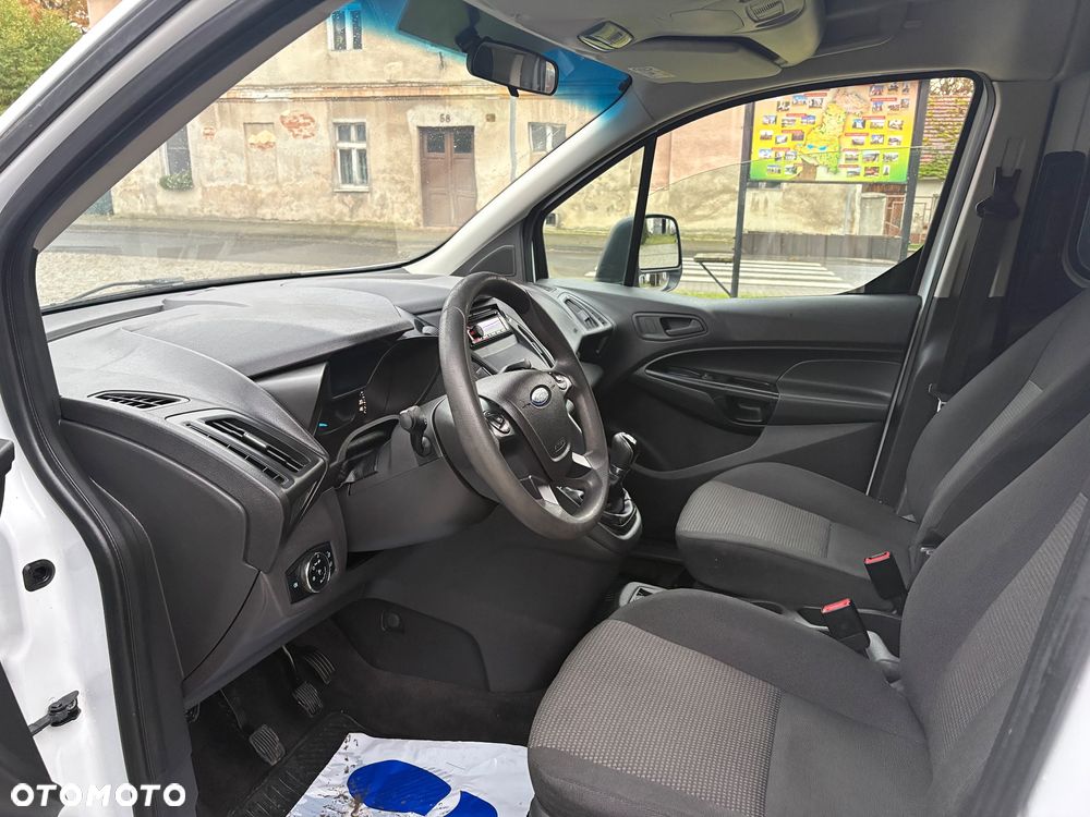 Ford Tourneo Connect Grand ver-1-5-ecoblue-start--stop-active - 9