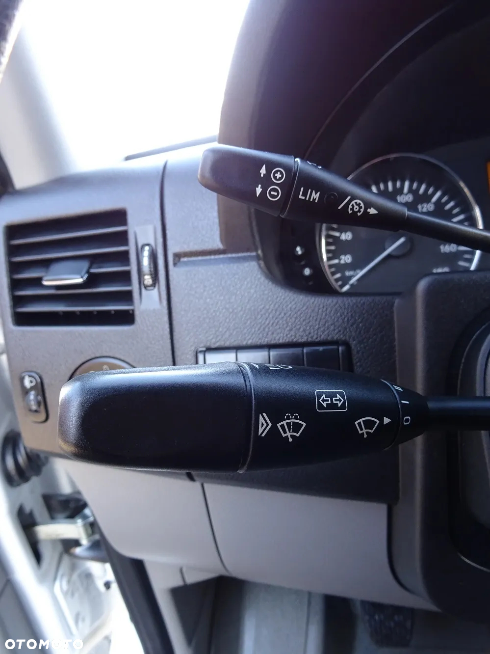 Mercedes-Benz SPRINTER - 18