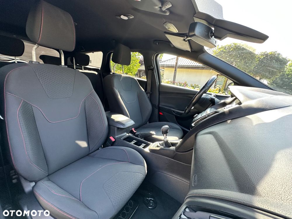 Ford Focus 1.0 EcoBoost ST-Line - 22