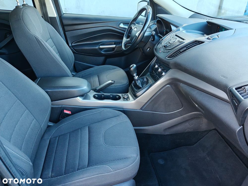 Ford Kuga 1.6 EcoBoost 2x4 SYNC - 11