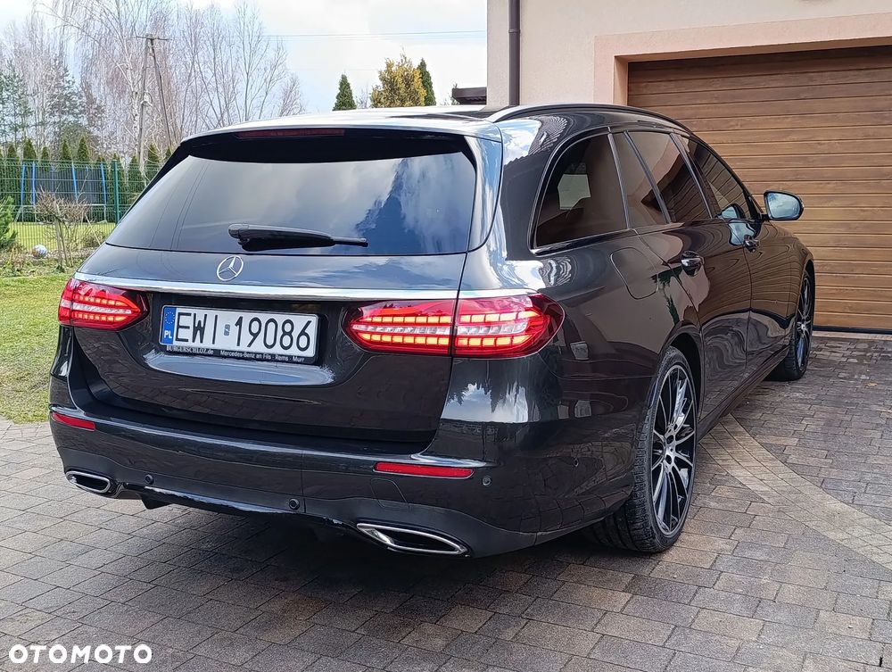 Mercedes-Benz Klasa E 300 d 4Matic 9G-TRONIC AMG Line - 10