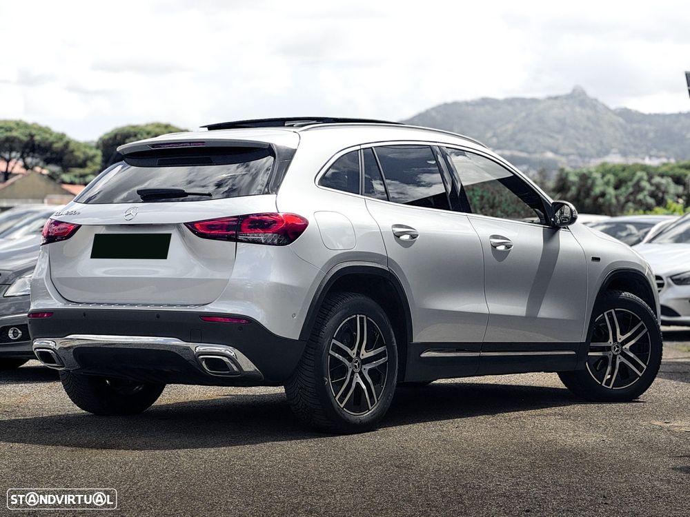 Mercedes-Benz GLA 250 - 4