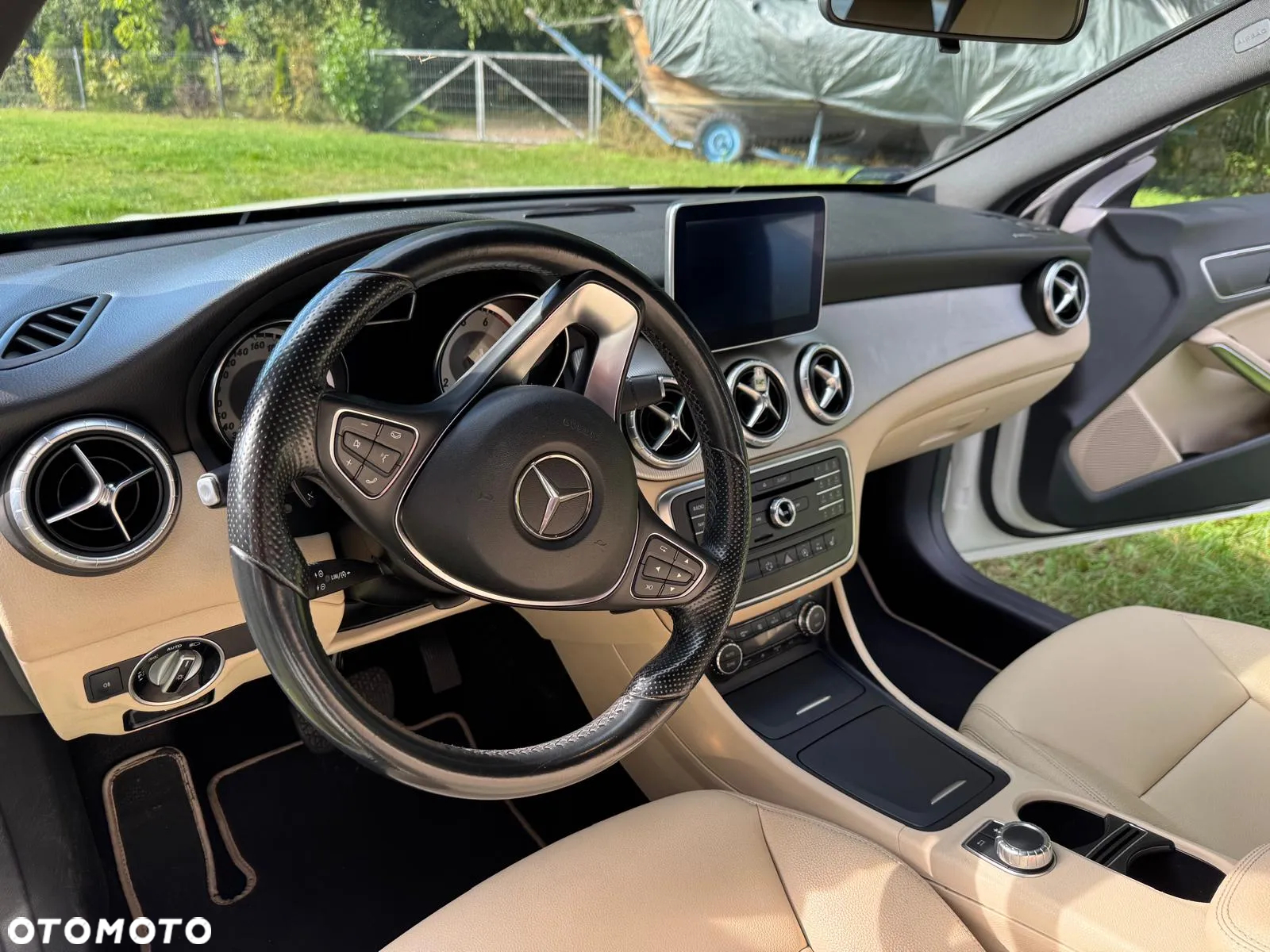 Mercedes-Benz CLA 200 7G-DCT - 11