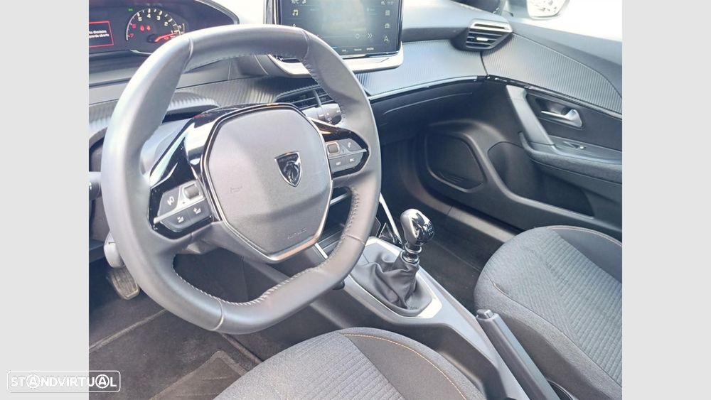 Peugeot 2008 1.2 PureTech Style - 14