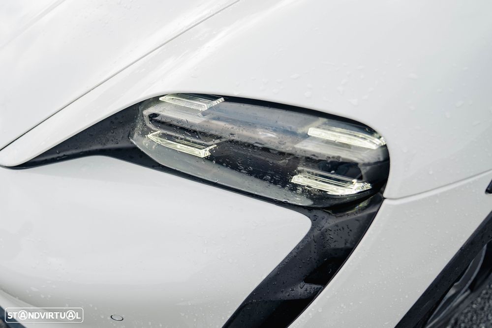 Porsche Taycan Cross Turismo 4 - 4