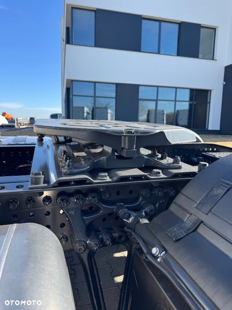 Mercedes-Benz Actros 1848 LS - 12