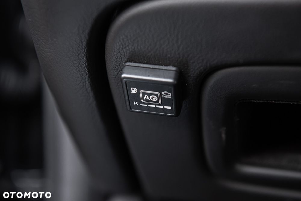 Jaguar X-Type 3.0 High - 22