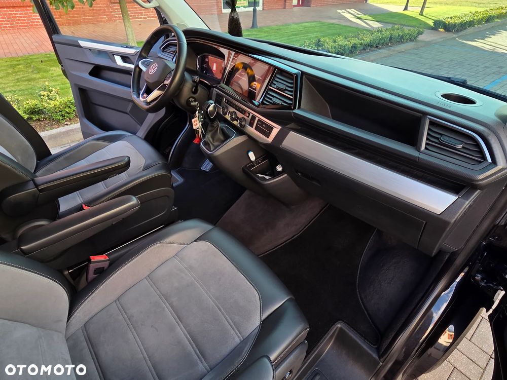 Volkswagen Multivan - 23