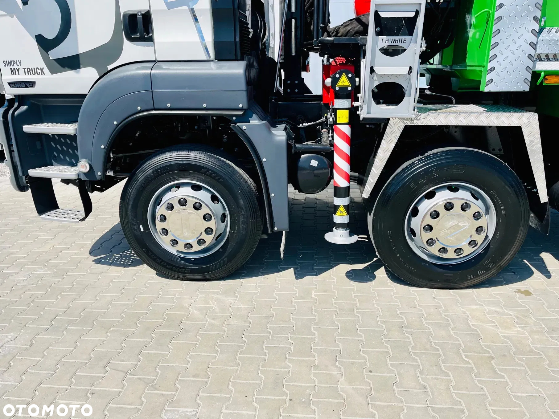 MAN MAN TGS TGX 35.400 // 8x4 // E5 // wywrotka kiper + HDS z czerpakiem / - 24