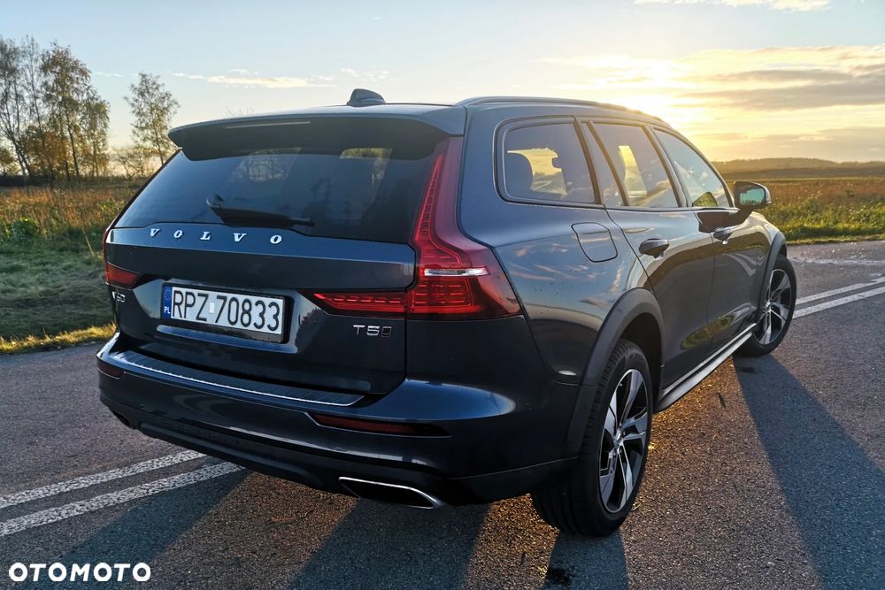 Volvo V60 Cross Country T5 Geartronic Momentum - 12