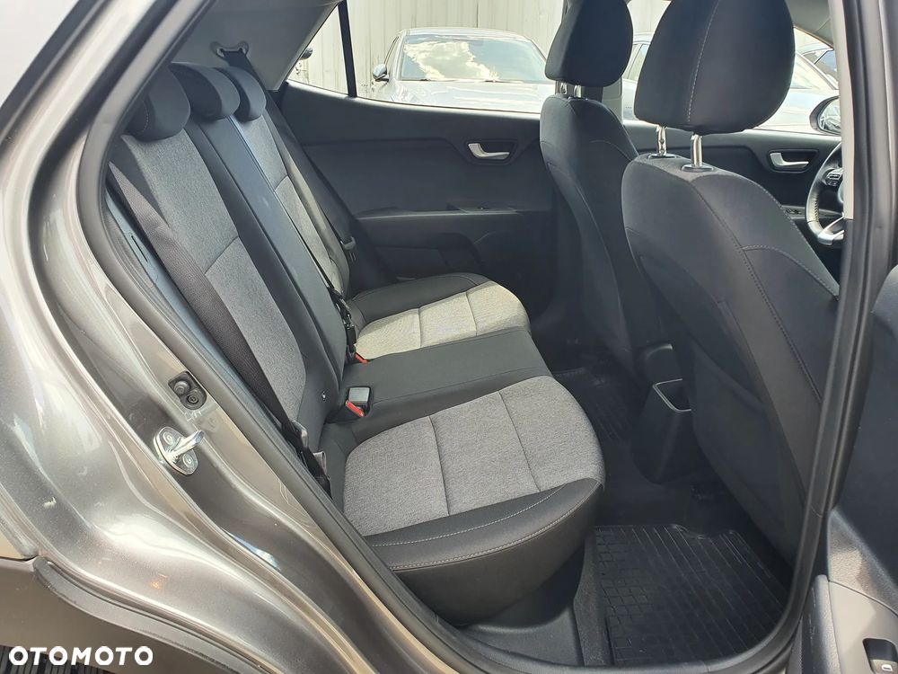 Kia Stonic 1.2 M - 24