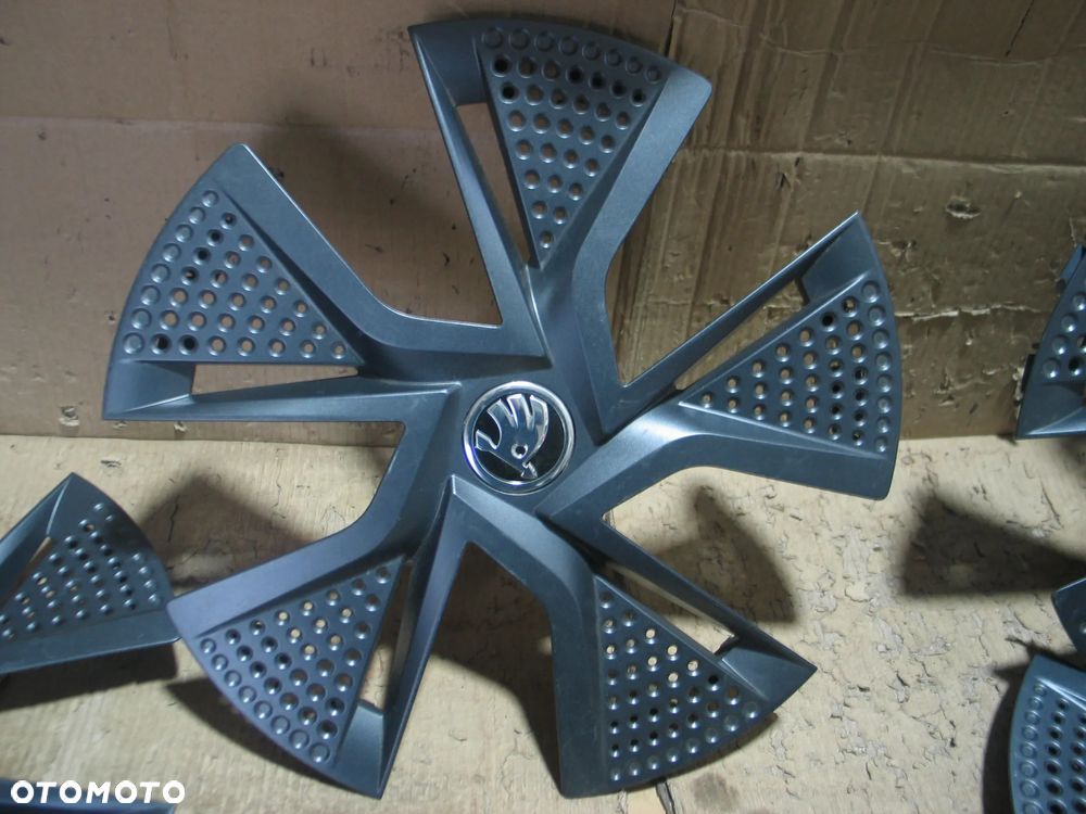 Kołpaki kolpak kapsel skoda fabia 4 IV 21r- 6VA601169 oryginal 4szt. - 7