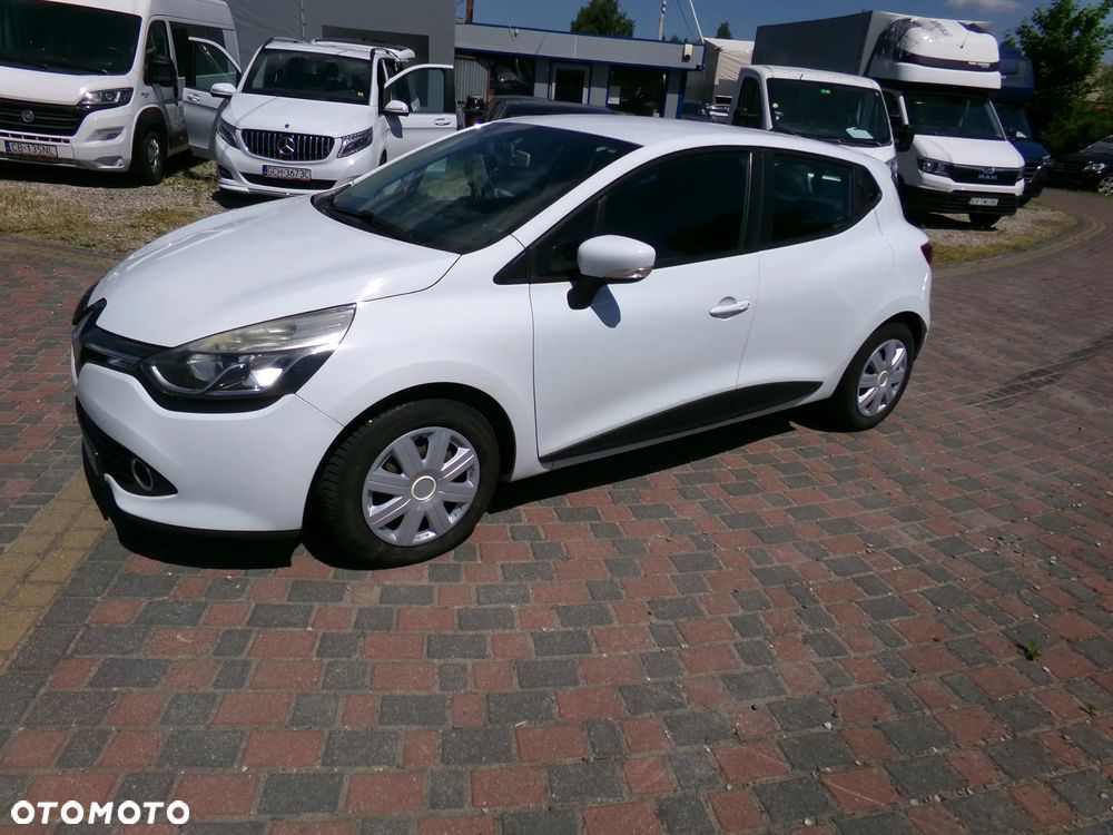 Renault Clio 1.2 16V Zen - 8
