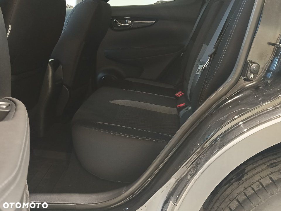 Nissan Qashqai - 11
