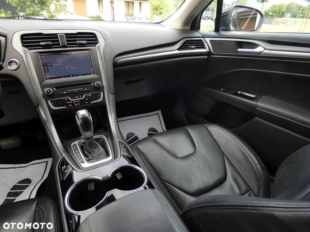 Ford Mondeo - 31