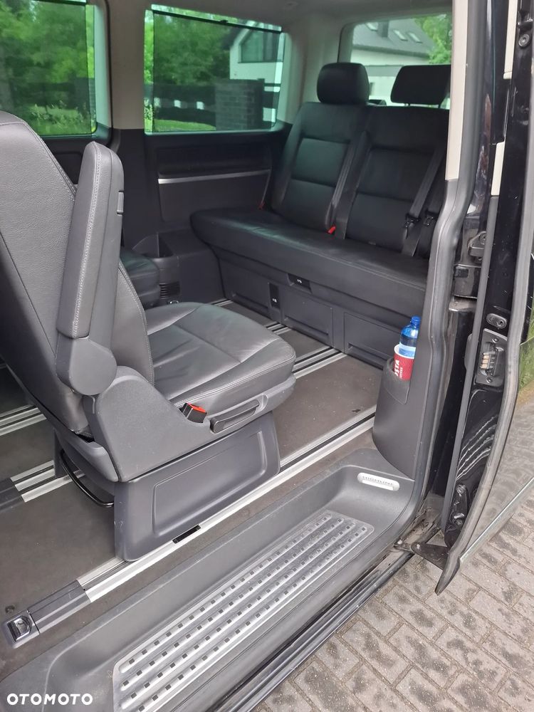 Volkswagen Multivan - 7