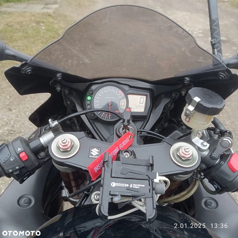 Suzuki GSX-R - 11