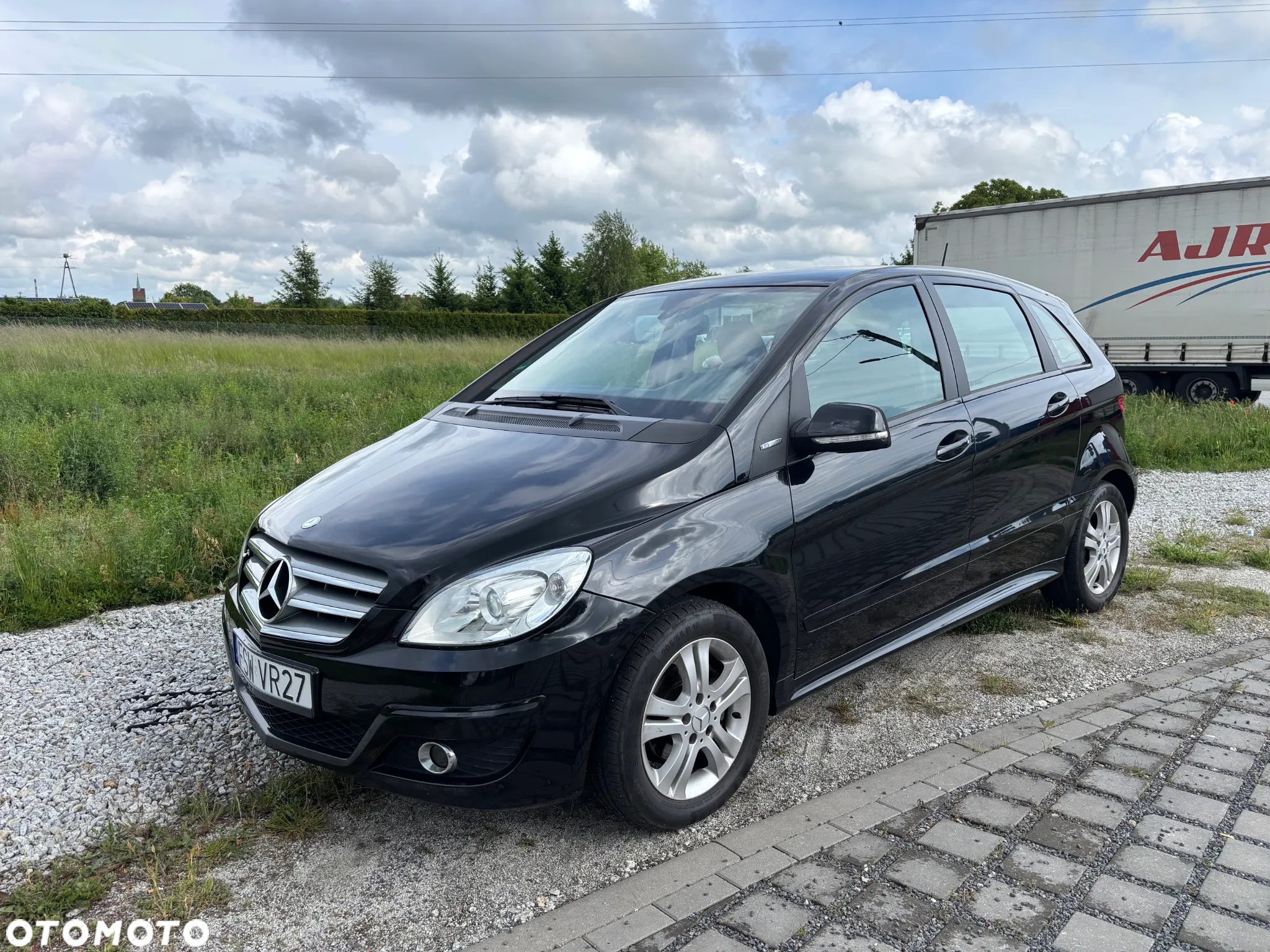 Mercedes-Benz Klasa B 180 - 10