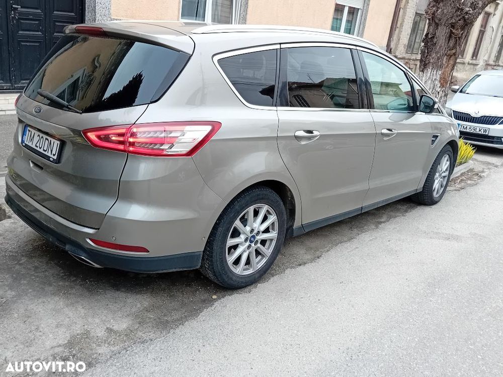 Ford S-Max 2.0 TDCi Powershift Titanium - 4