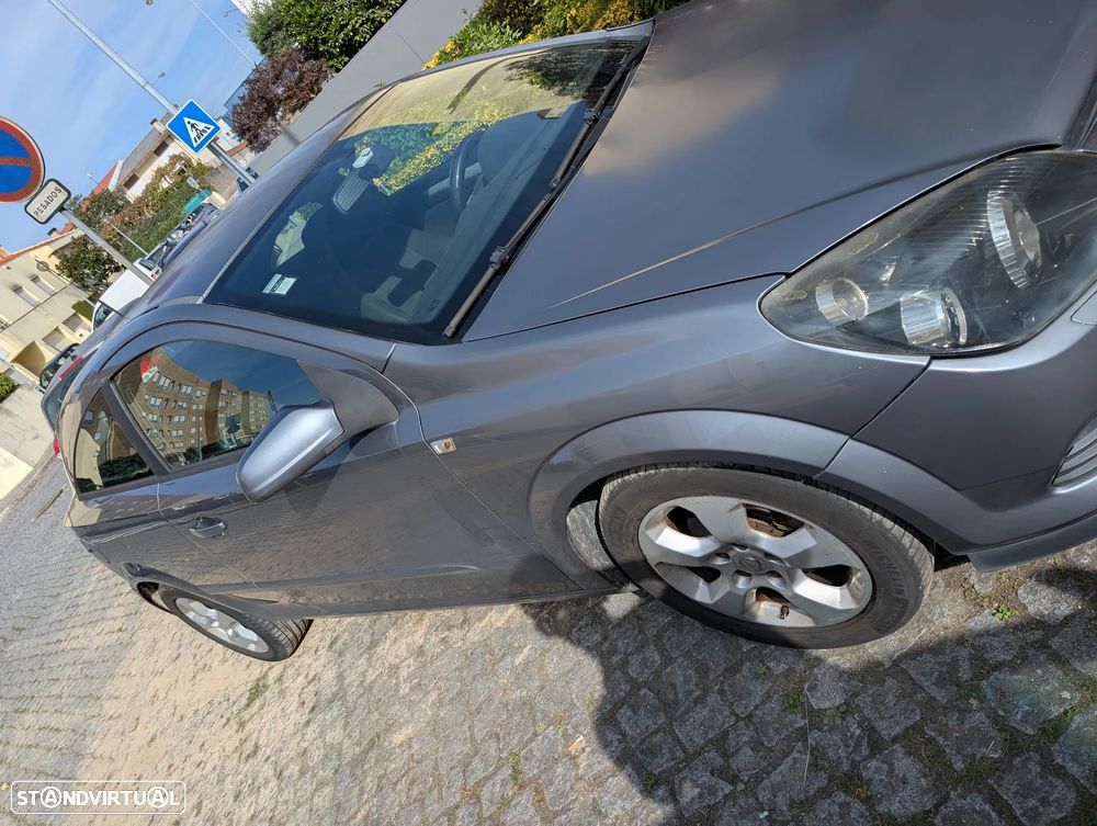 Opel Astra GTC 1.7 CDTI - 2