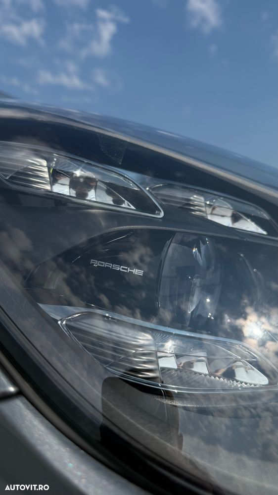 Porsche Cayenne Turbo Tiptronic S - 8