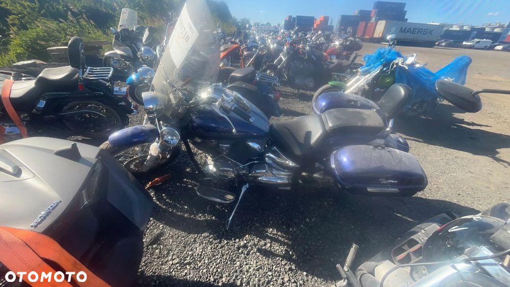 Yamaha Road Star - 1