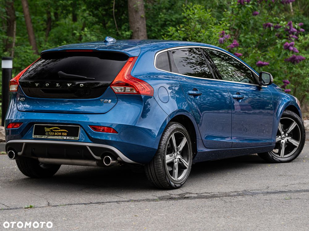 Volvo V40 T2 RDesign - 25