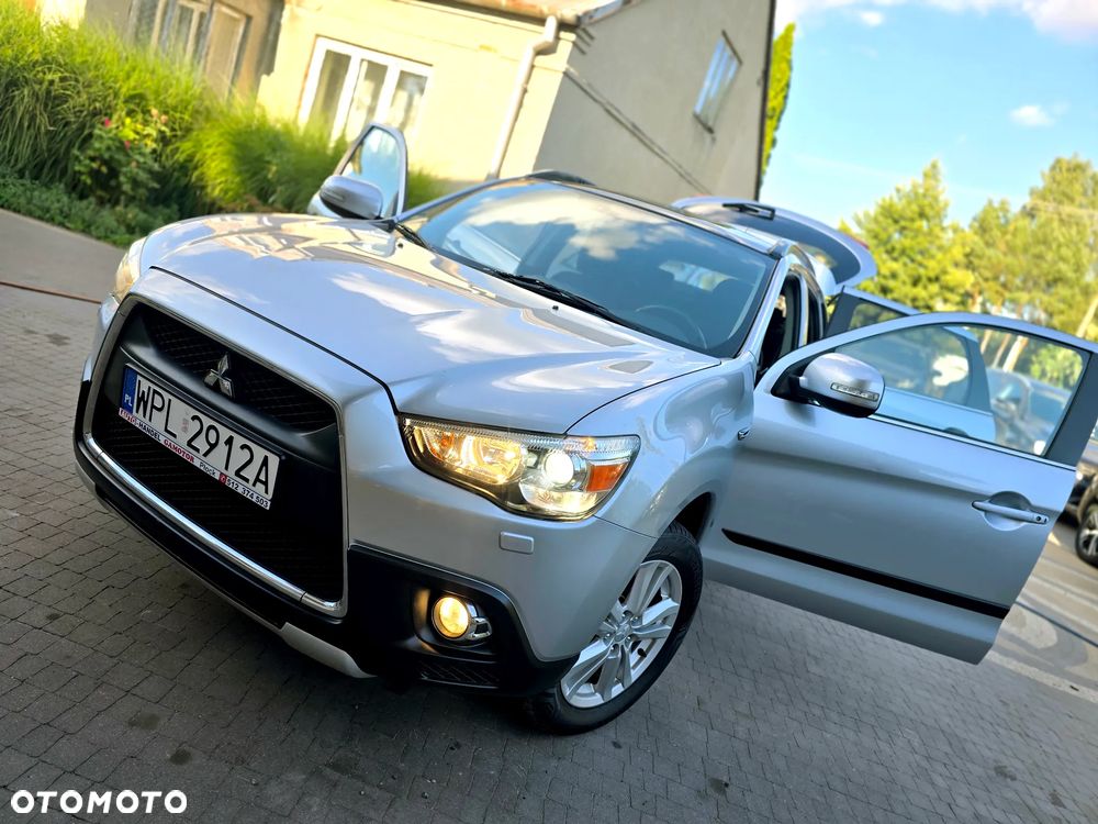 Mitsubishi ASX - 10