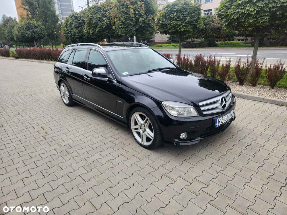 Mercedes-Benz Klasa C 320 CDI DPF 4Matic 7G-TRONIC Avantgarde - 7