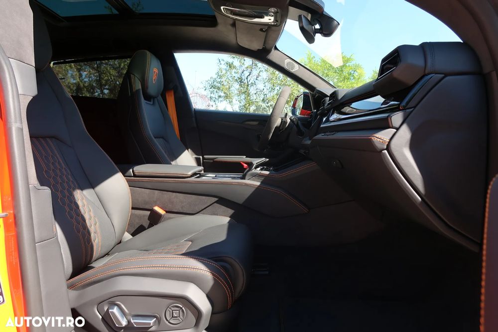 Lamborghini URUS - 13
