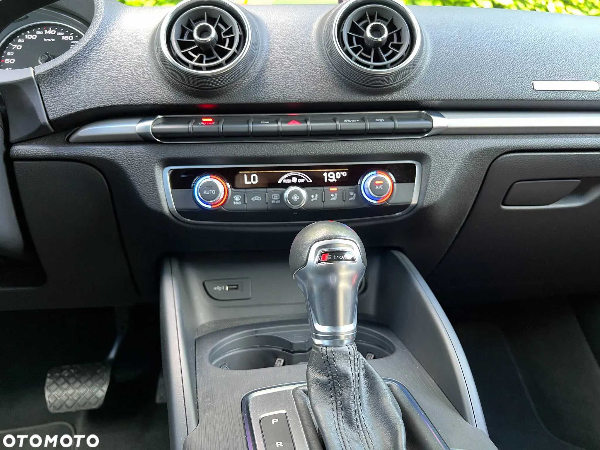 Audi A3 35 TFSI S tronic - 21