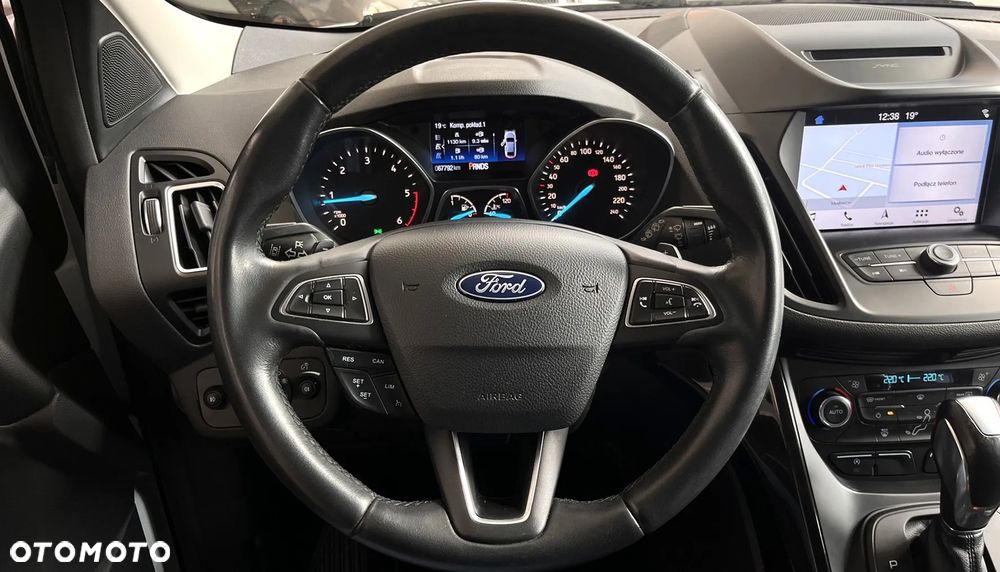 Ford Kuga 2.0 TDCi 4x4 Titanium - 12