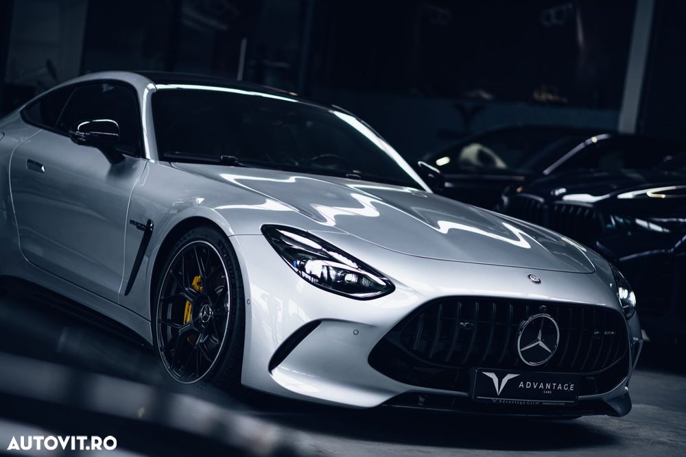 Mercedes-Benz AMG GT - 3