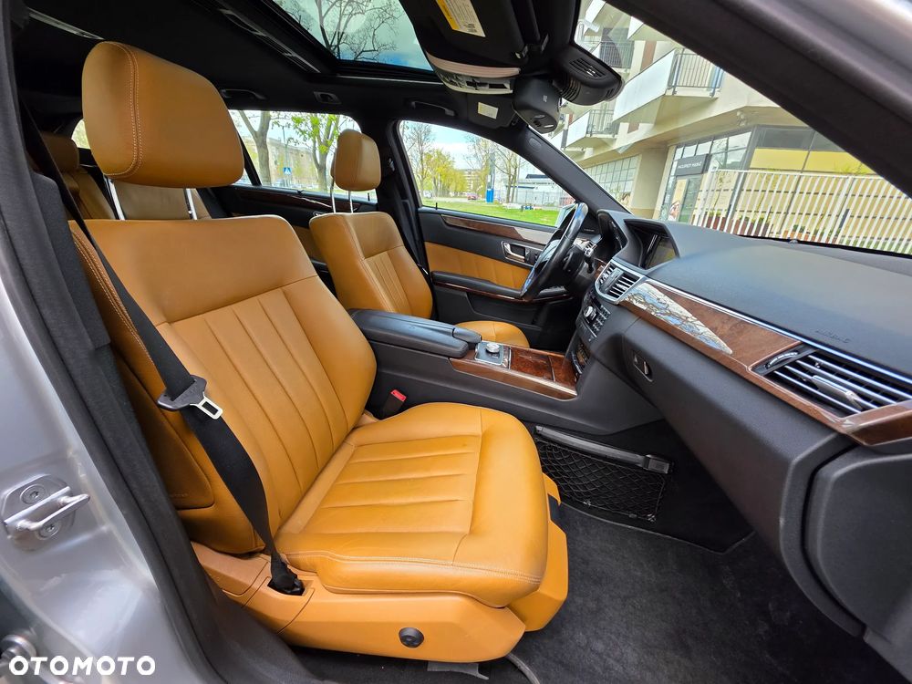 Mercedes-Benz Klasa E 350 4Matic Avantgarde Sport Edition AMG - 35