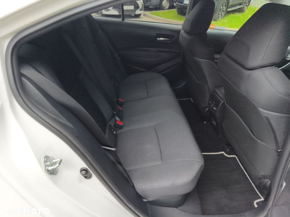 Toyota Corolla 1.8 Hybrid Style - 11