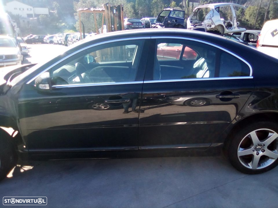 Volvo S80 D5 2.4  2008 - 6