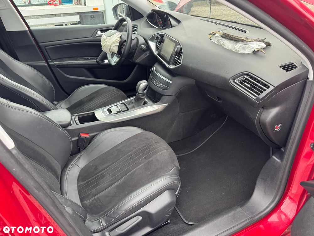 Peugeot 308 BlueHDi 120 EAT6 Stop & Start Active Business-Paket - 16