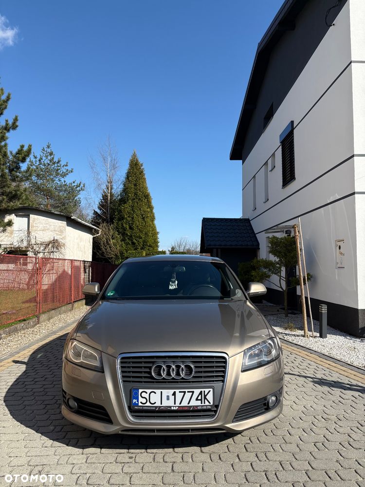 Audi A3 Sportback 2.0 TDI DPF Ambiente - 4