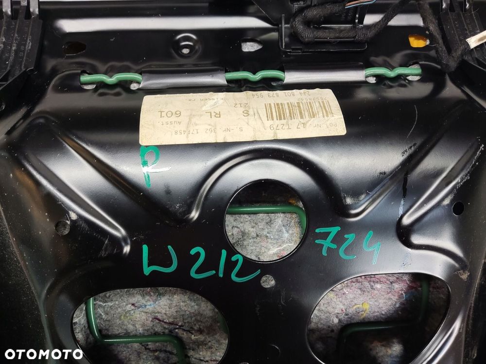 MERCEDES E KLASA W212 SIEDZISKO FOTELA PRAWE PRZEDNIE - 11