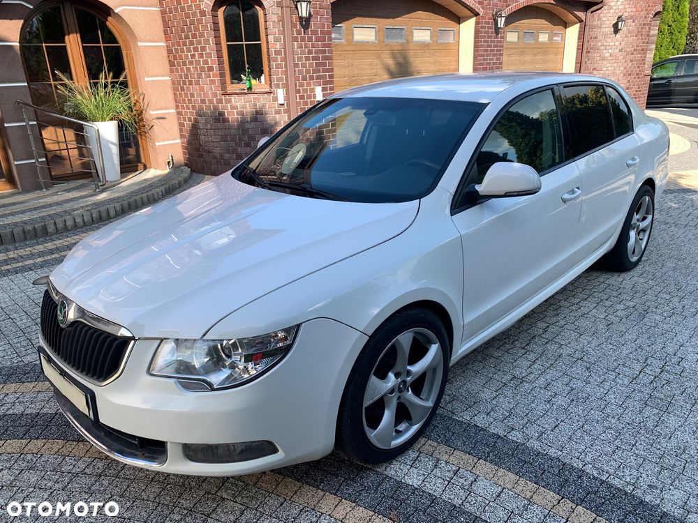 Skoda Superb 2.0 TDI Family - 33