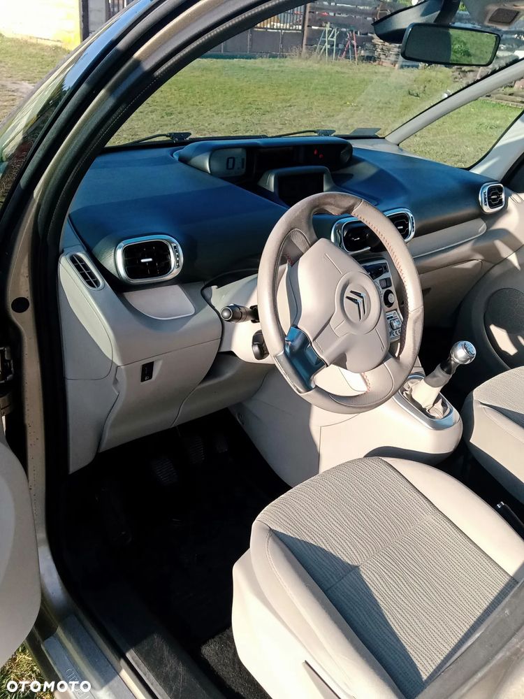 Citroën C3 Picasso 1.6i Exclusive - 12