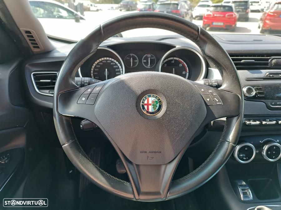 Alfa Romeo Giulietta 1.6 JTDm Trofeo - 9