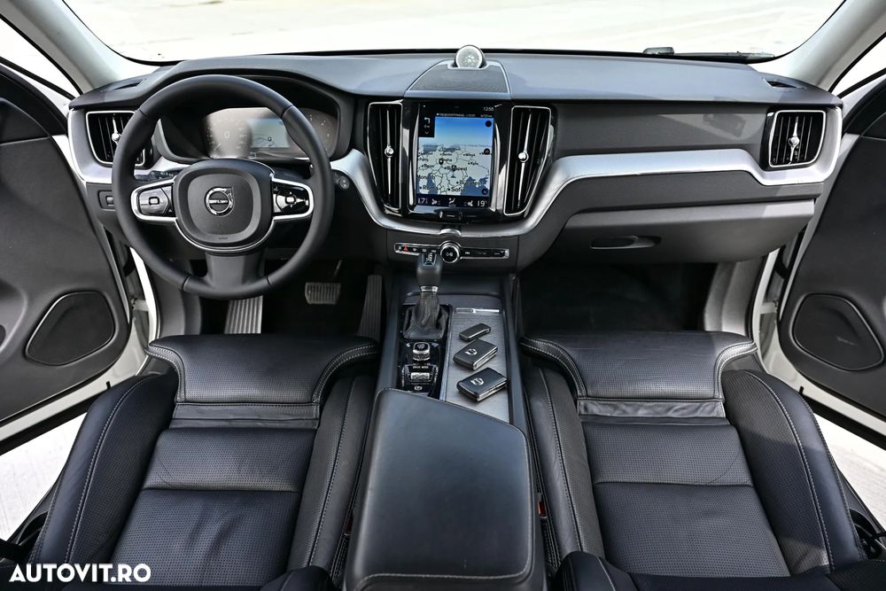 Volvo XC 60 D5 AWD Geartronic Inscription - 15